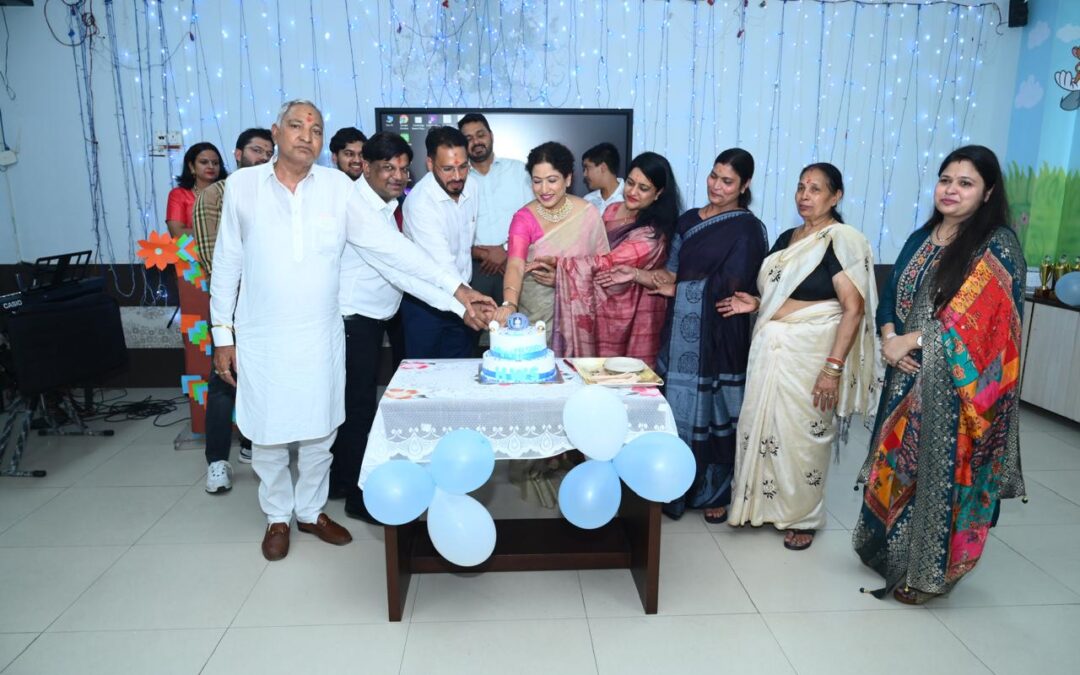 Headway World School Celebrates 2nd Anniversary with a Sacred Hawan Ceremony